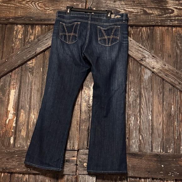 Kut from the Kloth Dark Blue Flare Jeans - Picture 6 of 6